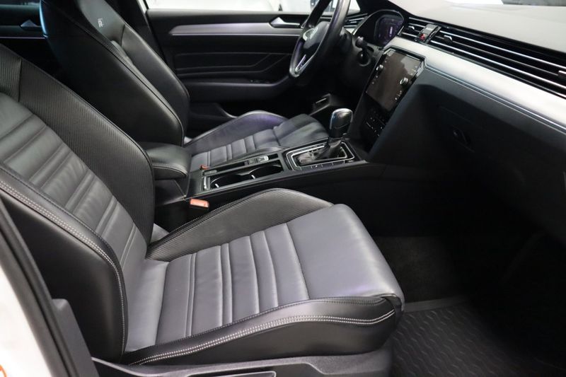 Volkswagen Passat bild 11