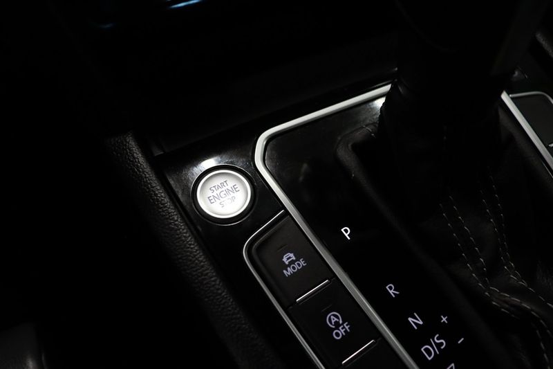 Volkswagen Passat bild 24