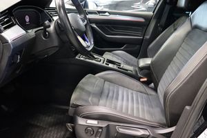 Volkswagen Passat bild 18