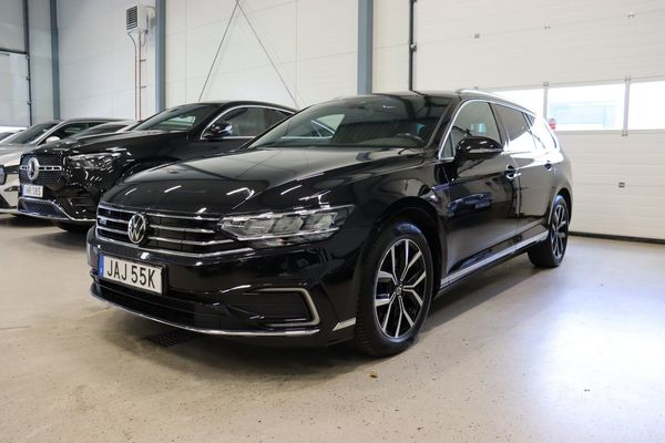 Volkswagen Passat Sportscombi GTE 1.4 TSI B-Värm B-Kamera Drag 218hk - 2023