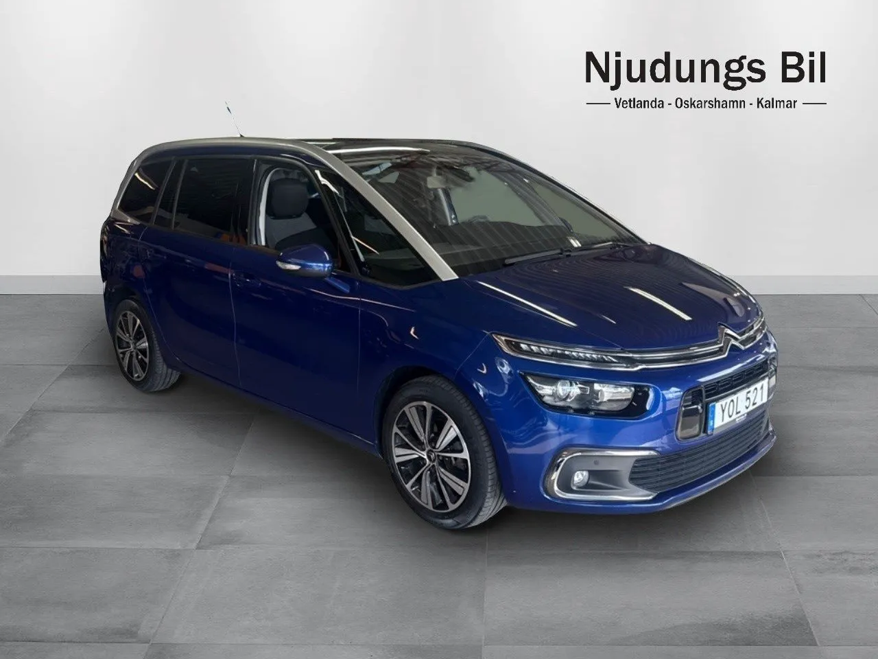 Vehicle image 2