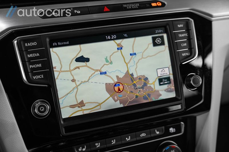 Volkswagen Passat bild 18