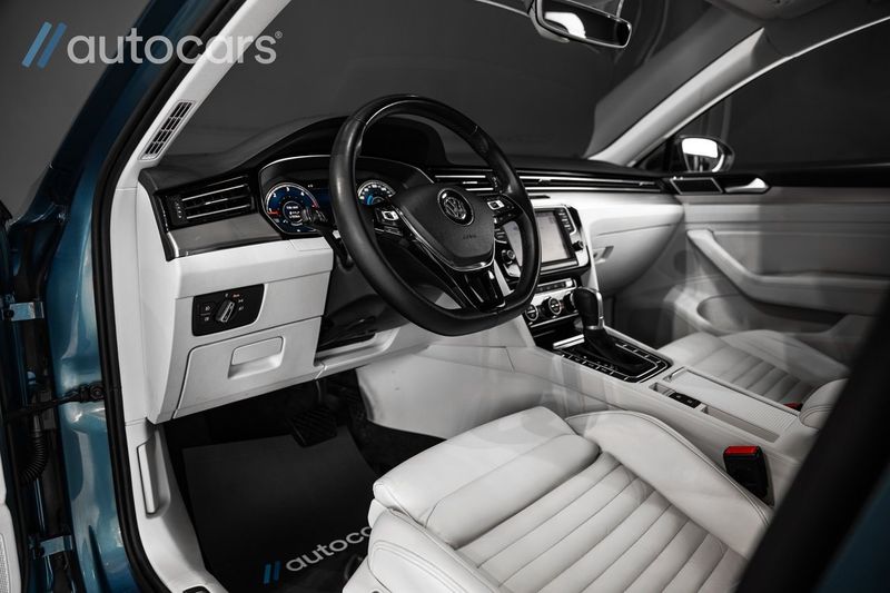 Volkswagen Passat bild 14