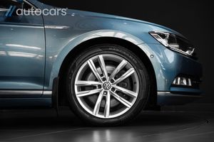 Volkswagen Passat bild 8
