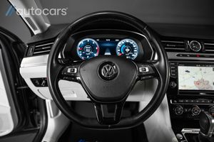 Volkswagen Passat bild 16