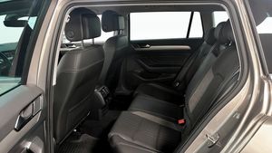 Volkswagen Passat bild 12