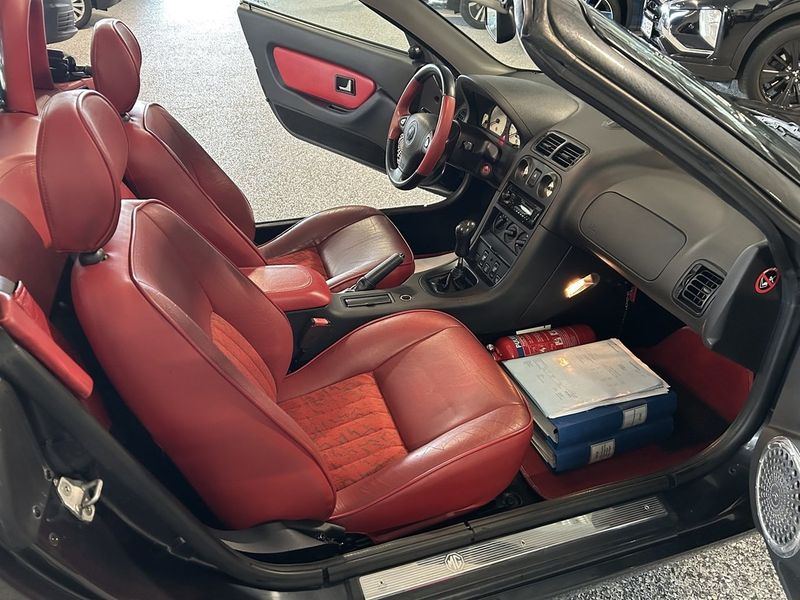 MG MGF bild 17