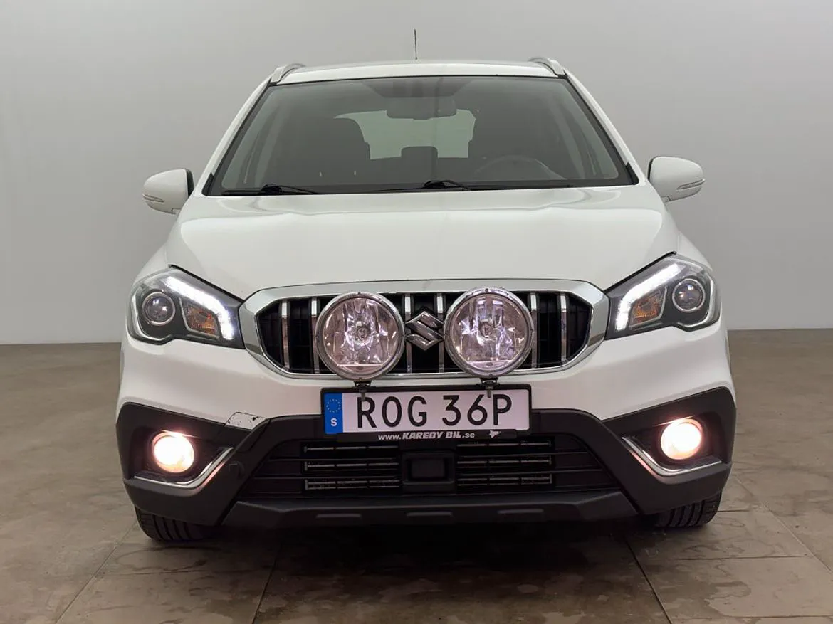 Vehicle image 7