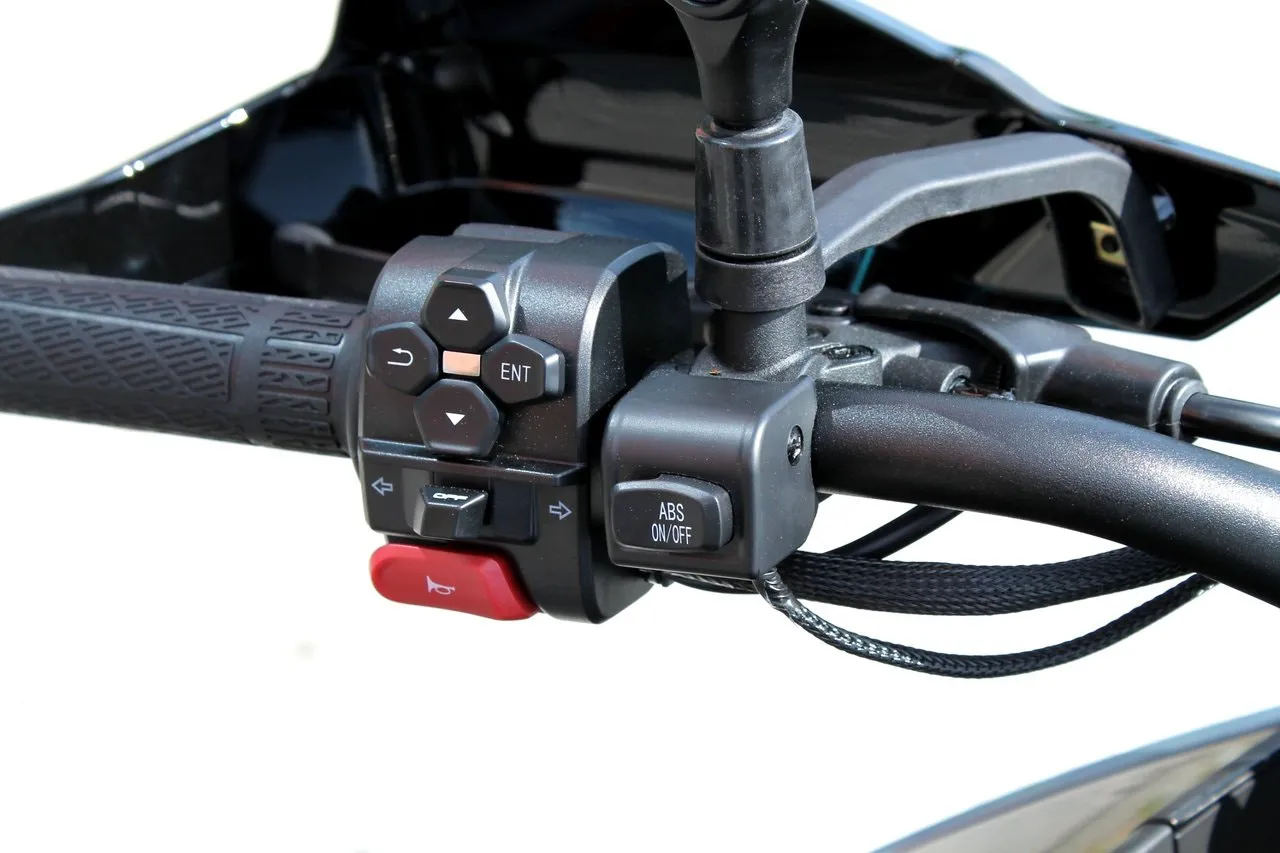 Vehicle image 22