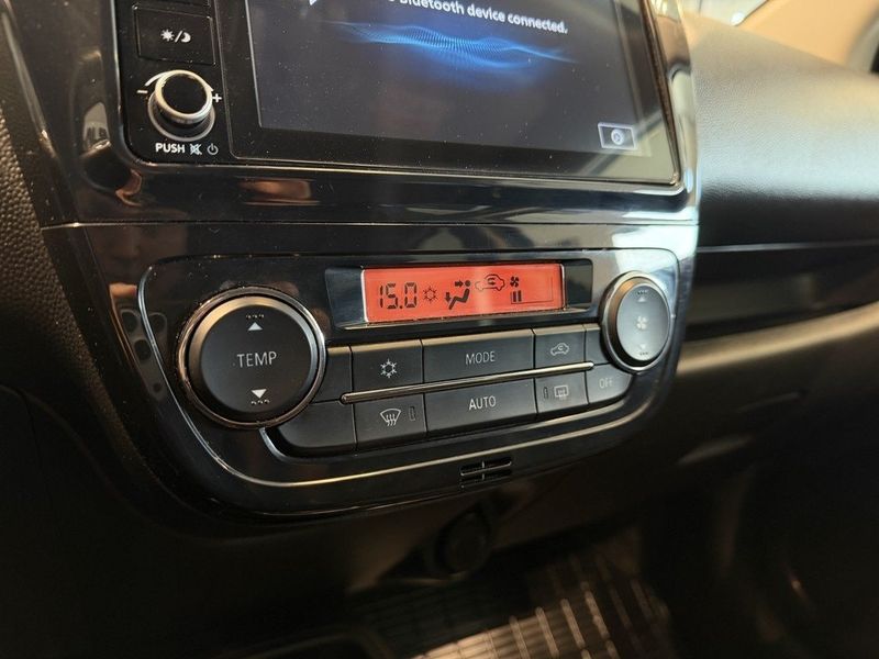 Mitsubishi Space Star bild 14