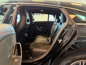 Mercedes CLA250 bild 24
