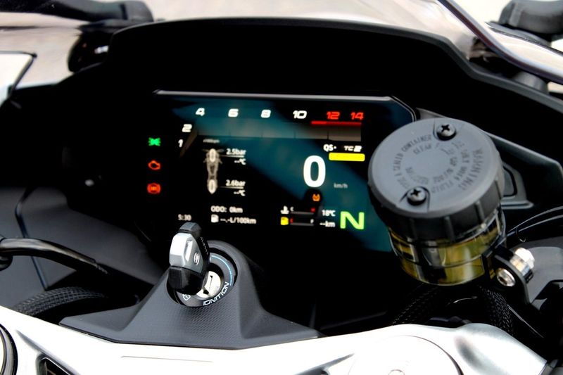 CFMOTO 675 SR-R bild 10