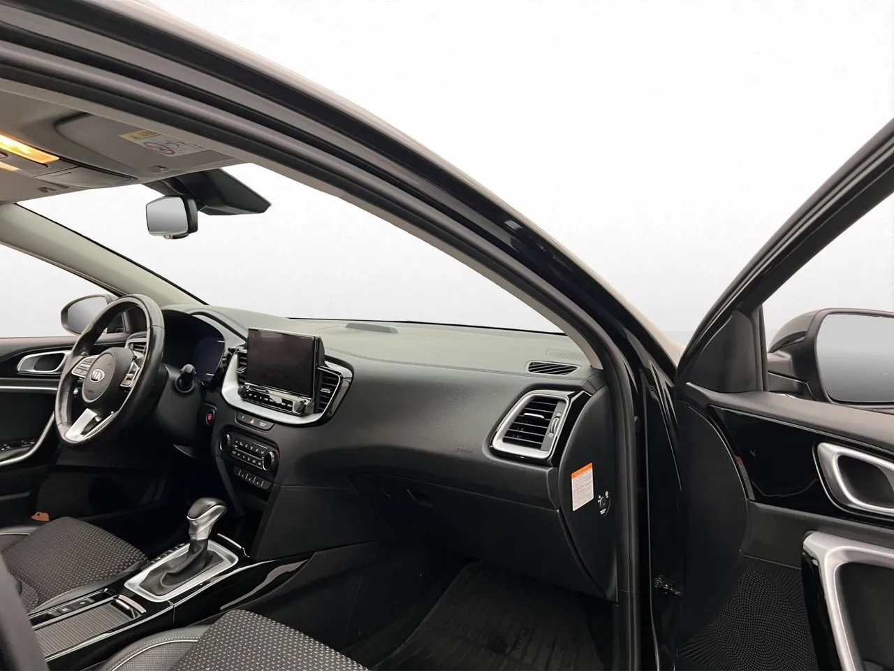 Vehicle image 31