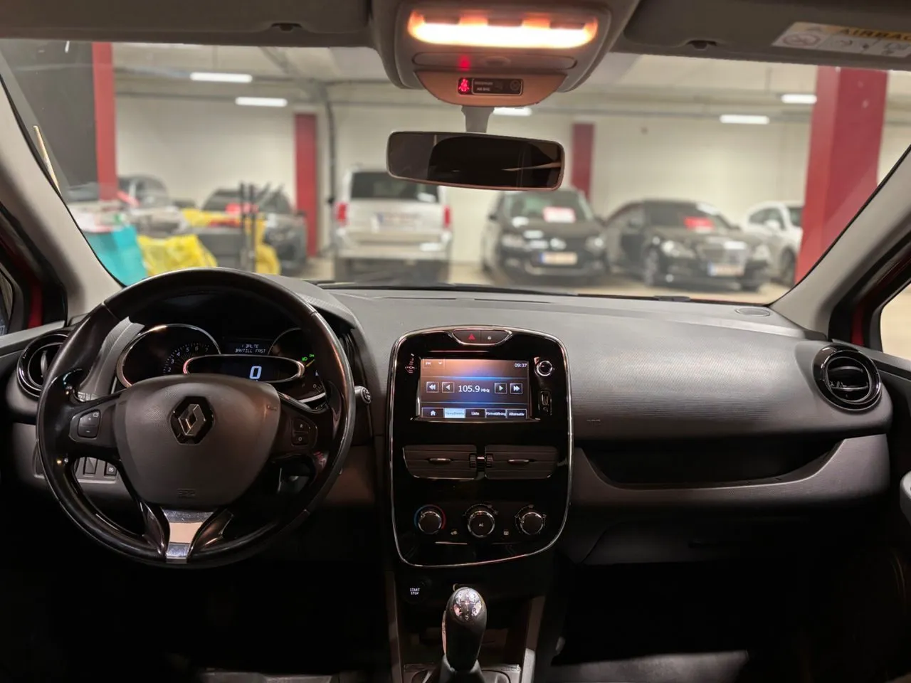 Vehicle image 8
