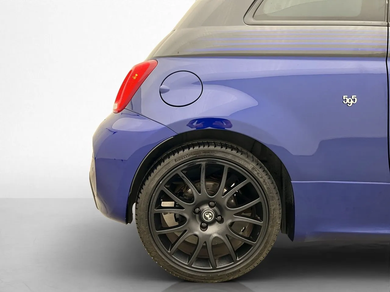 Vehicle image 31