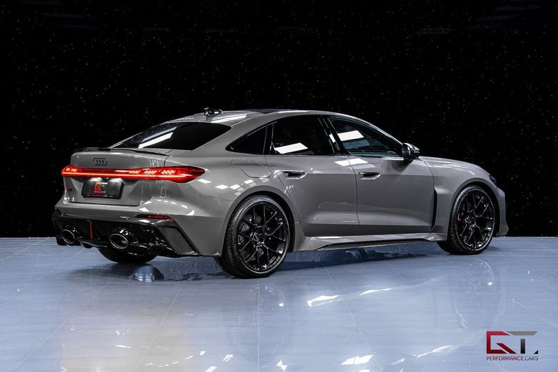 Audi RS5 bild 13