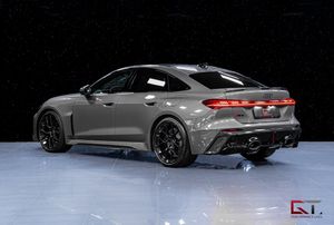 Audi RS5 bild 9