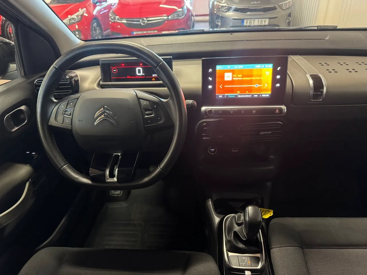 Vehicle image 7
