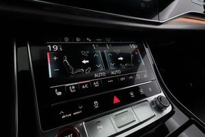 Audi SQ8 bild 22