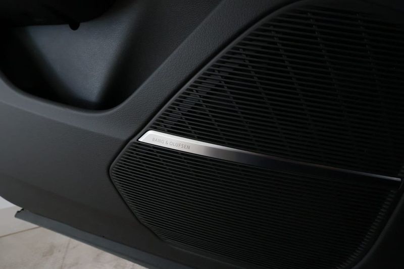 Audi SQ8 bild 32