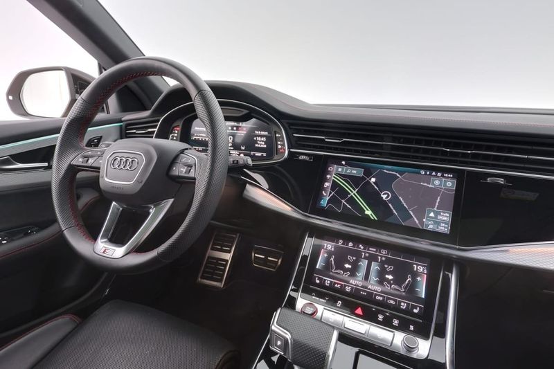 Audi SQ8 bild 15