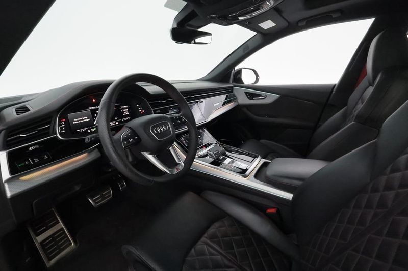 Audi SQ8 bild 13