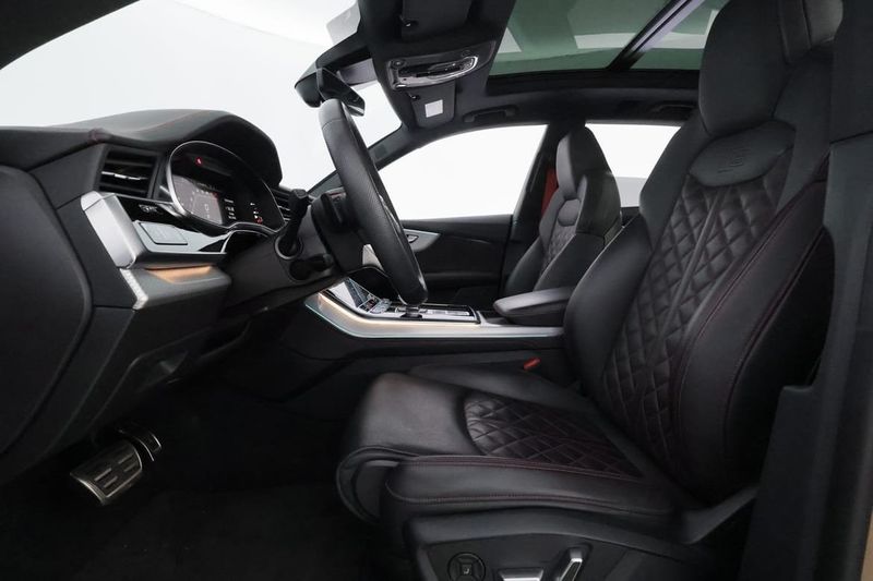 Audi SQ8 bild 11