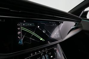 Audi SQ8 bild 24