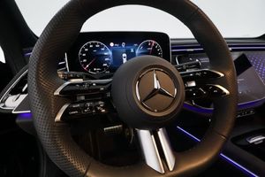 Mercedes E300 bild 17