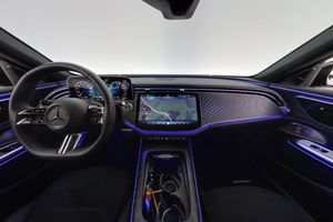 Mercedes E300 bild 14