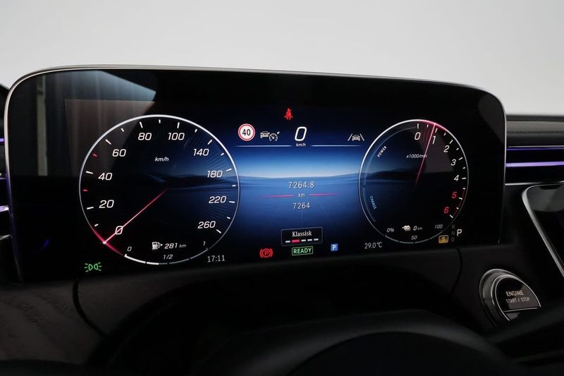 Mercedes E300 bild 21