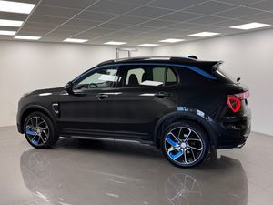 Lynk & Co 01 bild 13