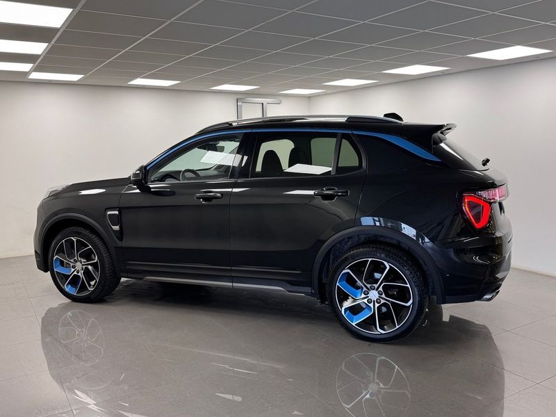 Lynk & Co 01 bild 13