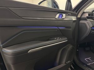 Lynk & Co 01 bild 8