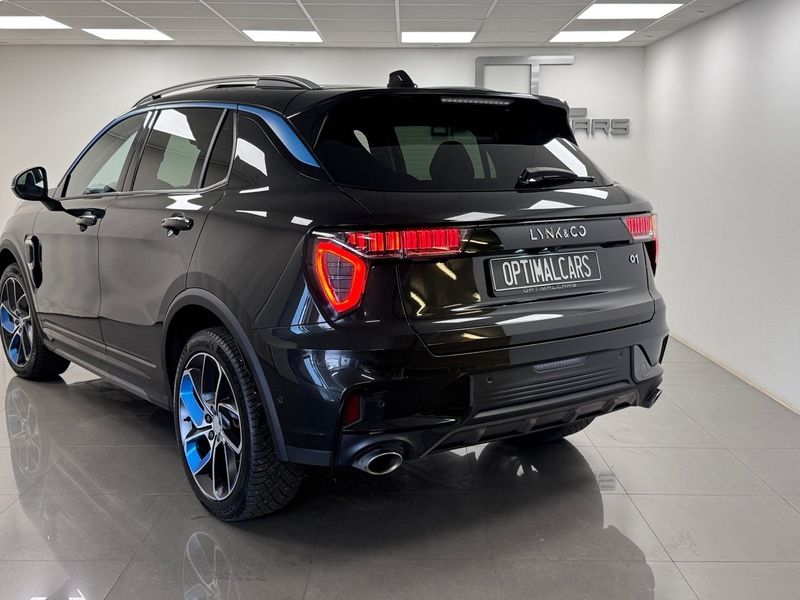 Lynk & Co 01 bild 17