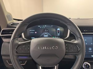 Lynk & Co 01 bild 5