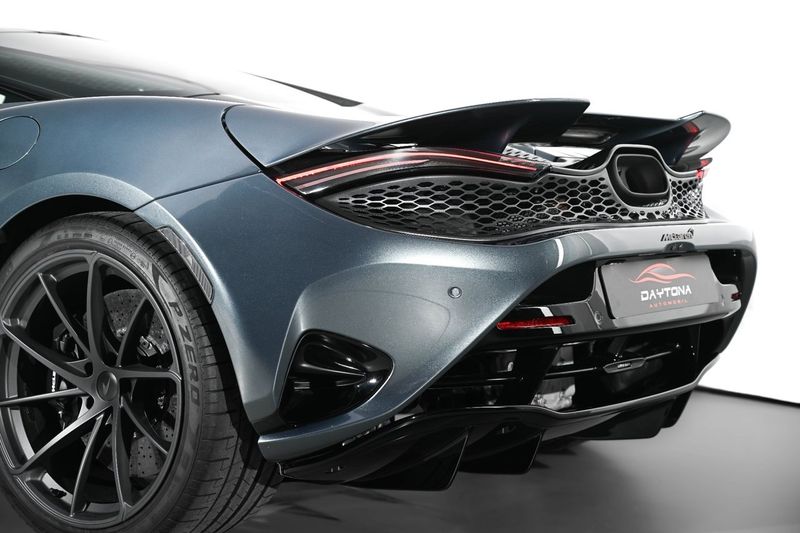 McLaren 750S bild 13