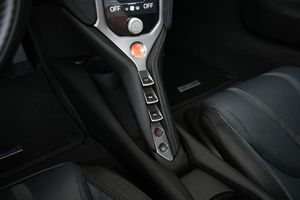 McLaren 750S bild 21