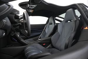 McLaren 750S bild 18