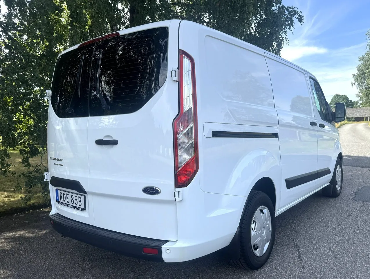 Vehicle image 2