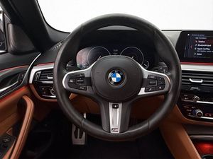 BMW 530 bild 13