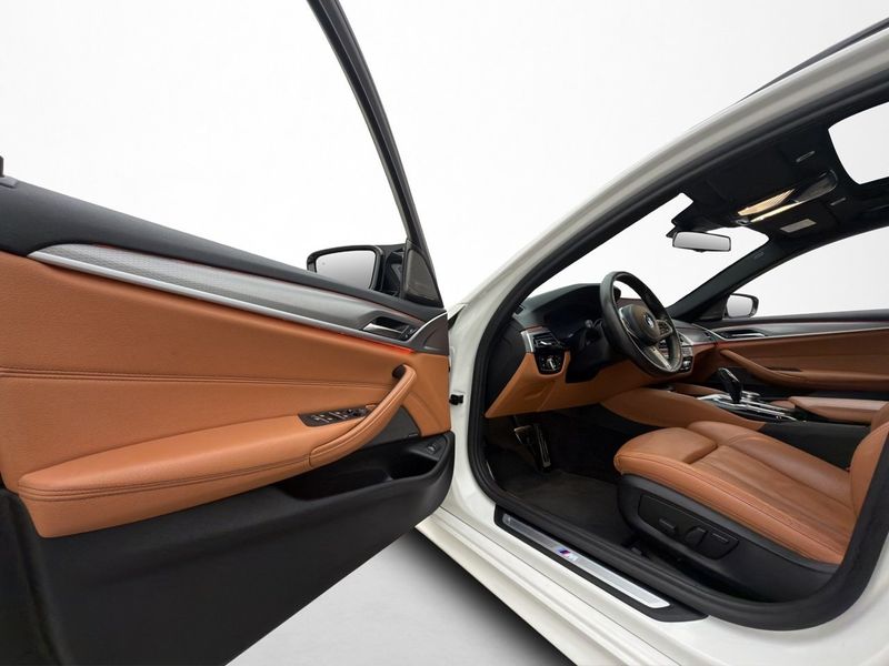BMW 530 bild 11