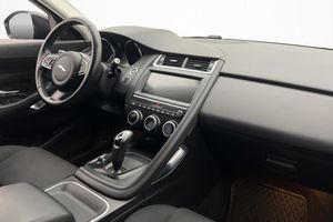 Jaguar E-Pace bild 21
