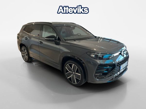 Volkswagen Tayron 7-seater R-Line / 7 sits / Drag/ P-Värmare - 2026