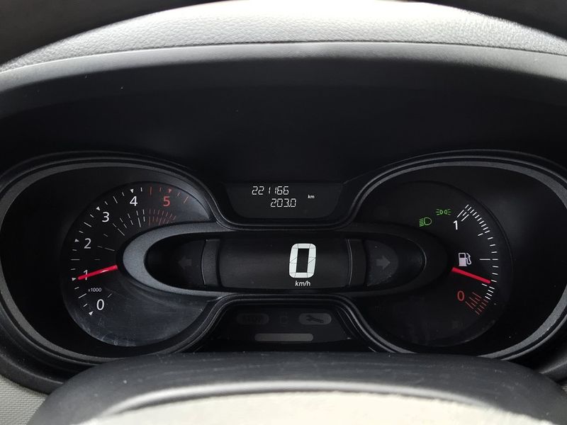 Renault Trafic bild 17