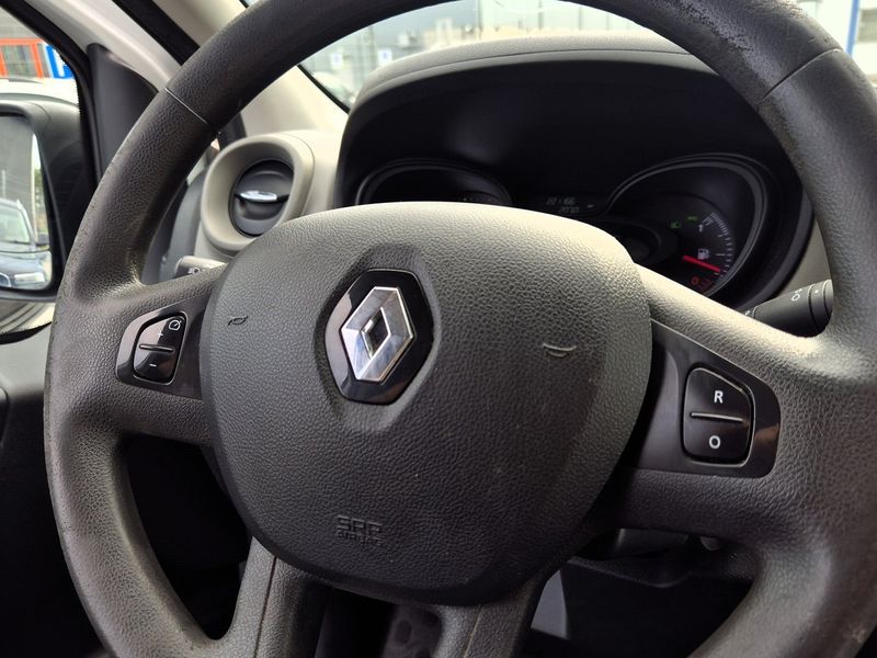 Renault Trafic bild 18