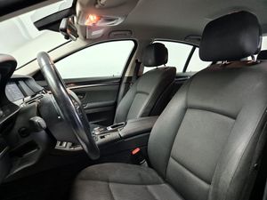 BMW 520 bild 9