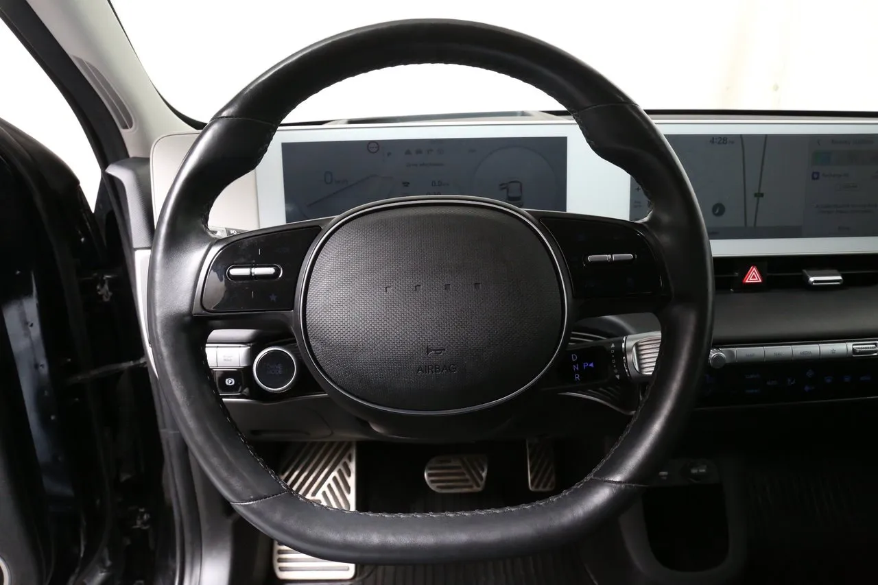 Vehicle image 21