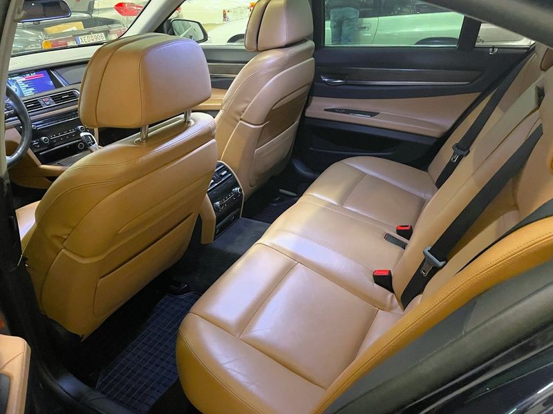 BMW 730 bild 25