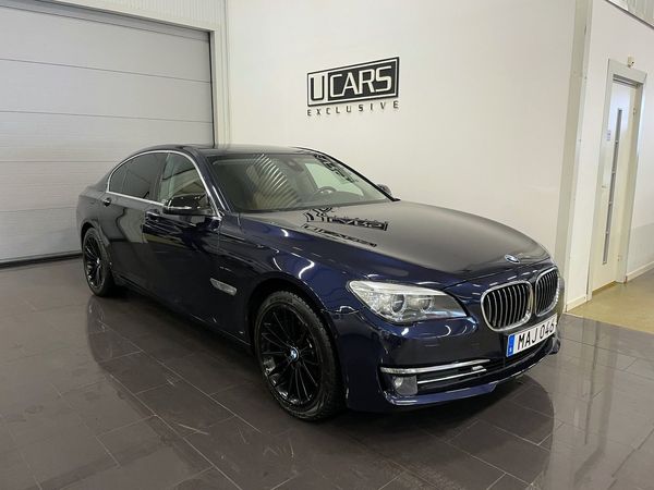 BMW 730 d xDrive / Taklucka / Softclose / Head-up / 360° / - 2014